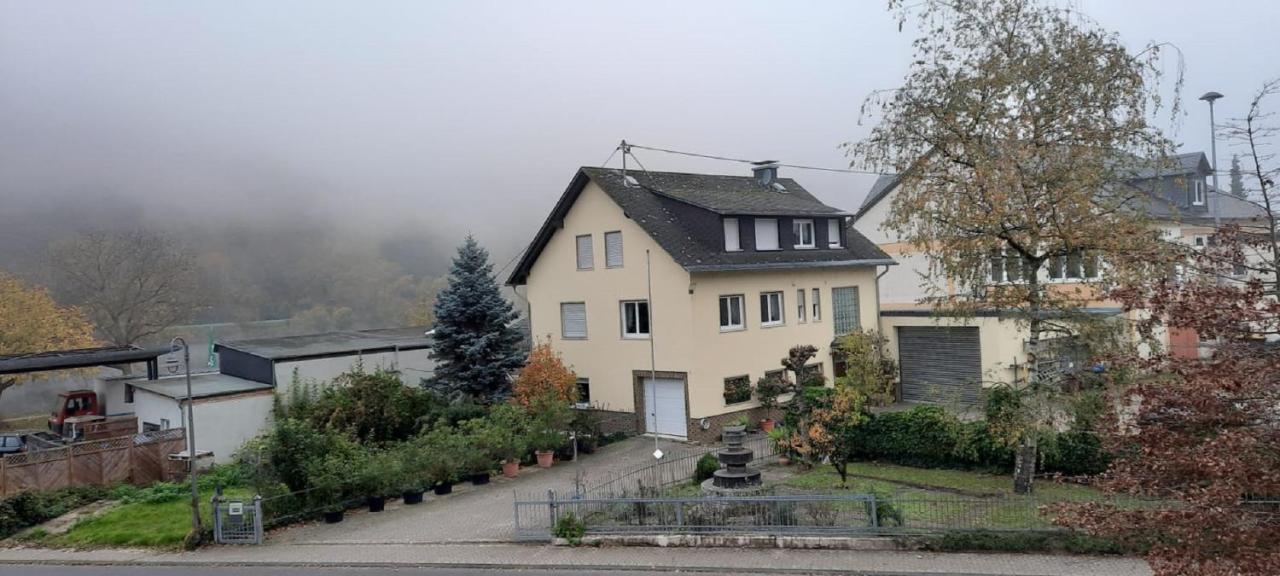 Ferienwohnung „Zur Alten Brauerei“ 메세니흐 외부 사진